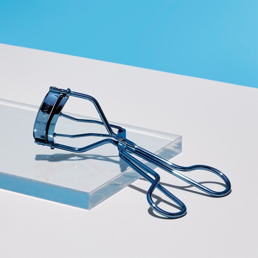 Tweezerman Wimpernzange Classic Bell Bottom Blue