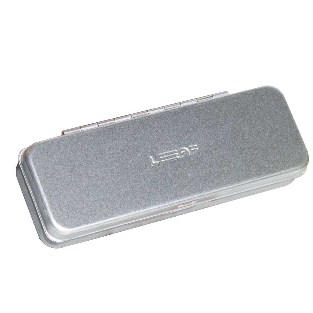 Leaf Shave Leaf Travel Case Silver