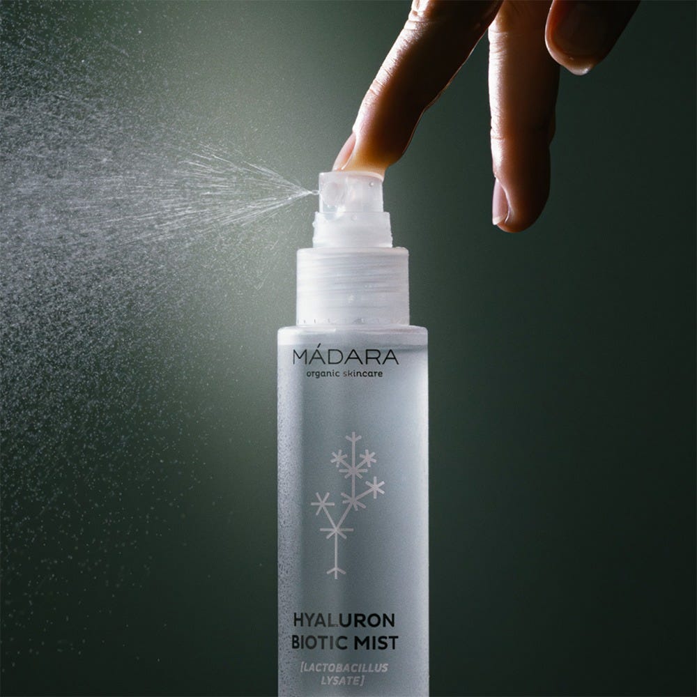 MÁDARA Toner-Spray Mit Postbiotikum & Hyaluronsäure 100 ml
