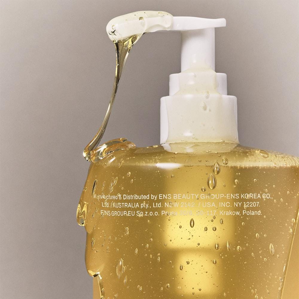 Whamisa Organic Pear Blossom Essence Toner 160 ml