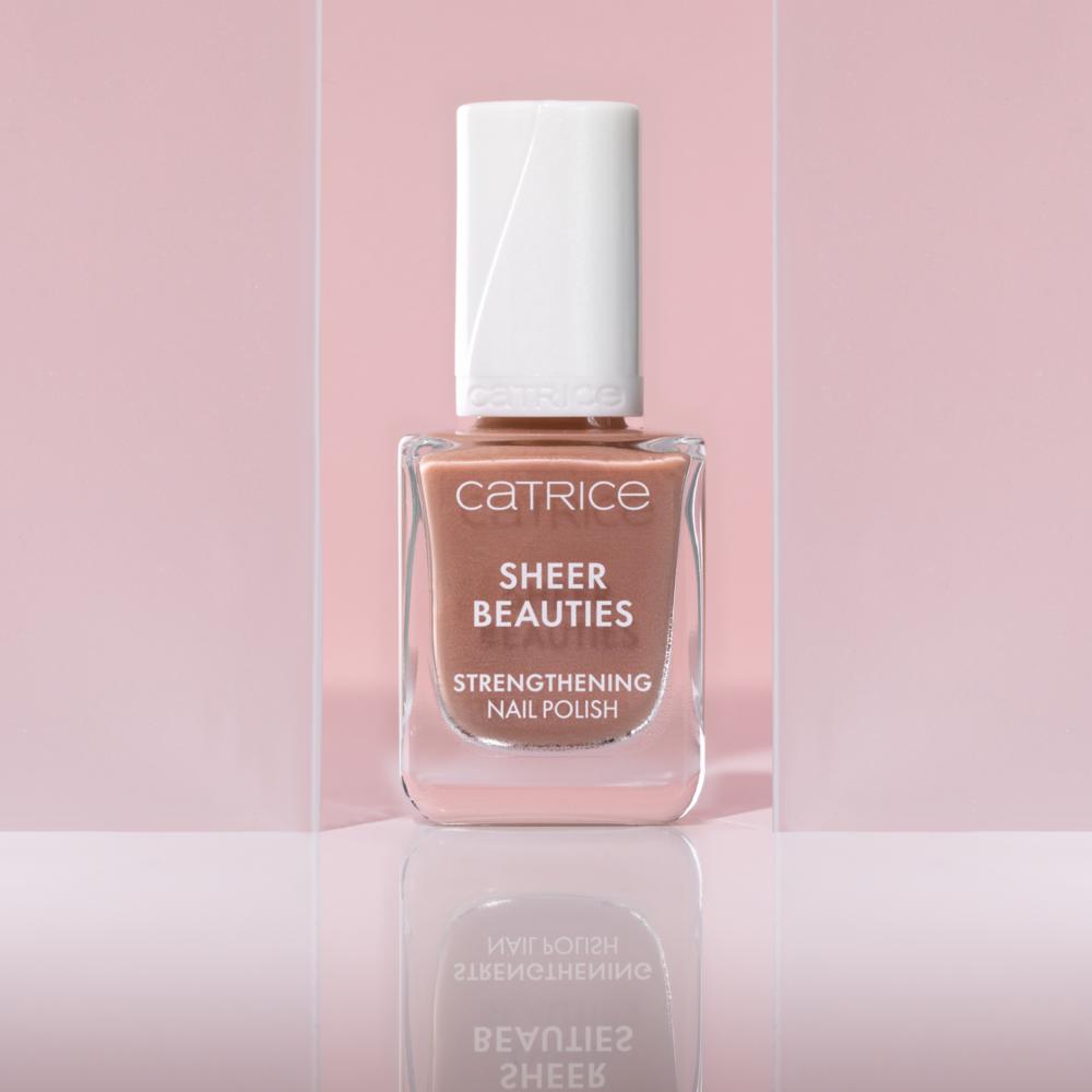 12140670-Farbe-Nudie Beautie