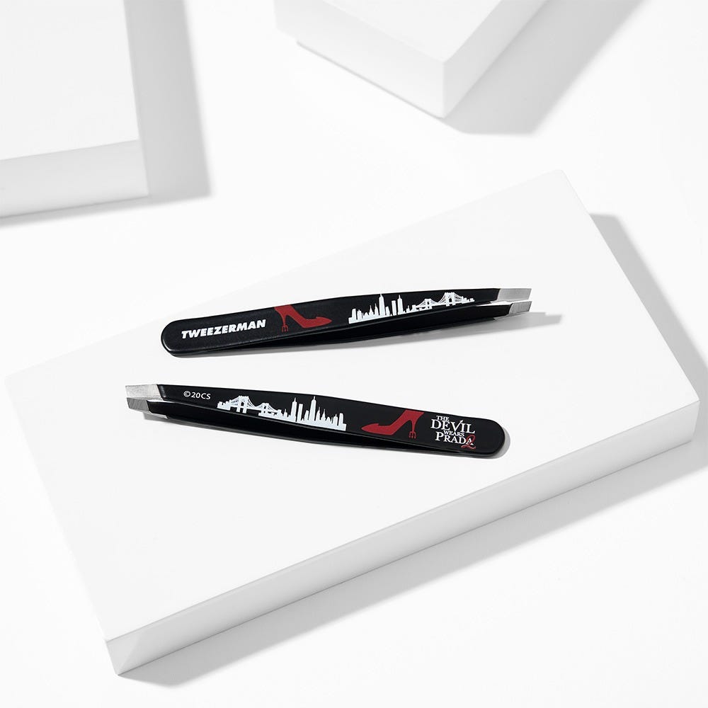 Tweezerman Devil Wears Prada Slant Tweezer Schräge Pinzette 1 Stück